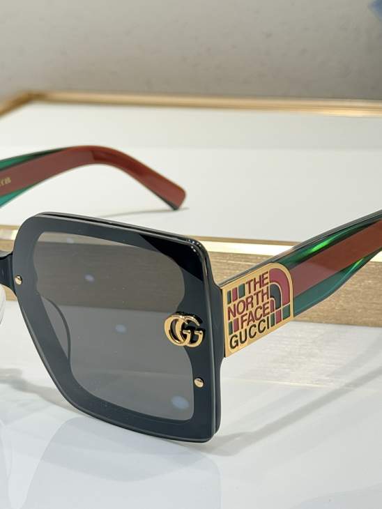 Picture of Gucci Sunglasses _SKUfw79279315fw